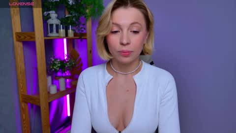 Elly online show from March 5, 2026, 5:25 am