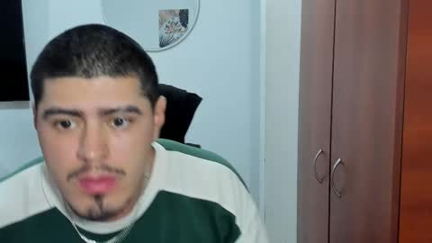 Andres -  online show from November 1, 2025, 2:46 am