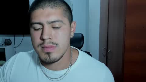 Andres -  online show from August 4, 2026, 3:21 am