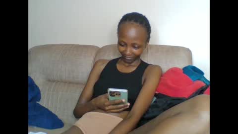 Snapshot of bambi_bunnie chatting on June 18, 2026, 1:39 am Bambi online show from June 18, 2026, 1:39 am
