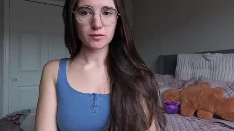 bambifarrina online show from February 20, 2026, 7:47 pm