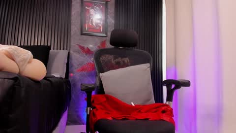 Bambi online show from December 14, 2024, 2:42 pm