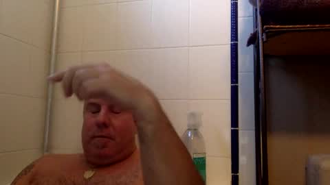 Snapshot of banana5289 chatting on February 18, 2025, 8:14 pm banana5289 online show from February 18, 2025, 8:14 pm