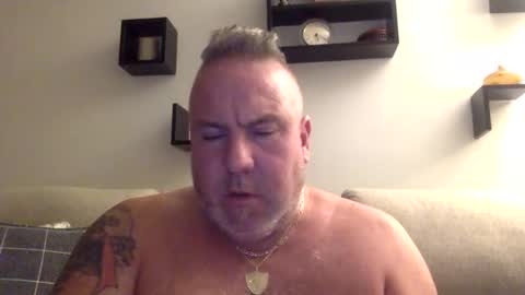 Snapshot of banana5289 chatting on October 3, 2025, 9:17 am banana5289 online show from October 3, 2025, 9:17 am