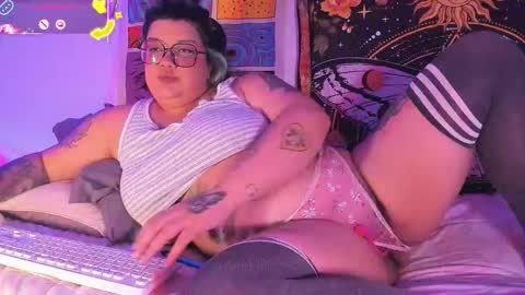 Ana  online show from October 1, 2025, 8:37 pm