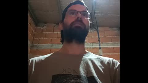 Ezequiel online show from October 17, 2025, 2:04 am