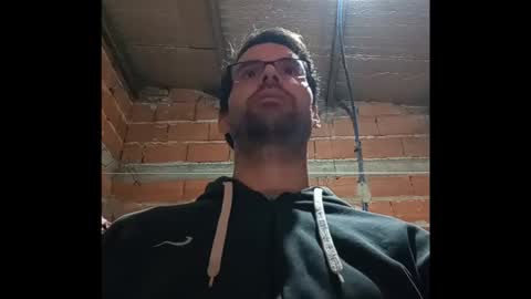 Ezequiel online show from December 17, 2025, 1:22 am