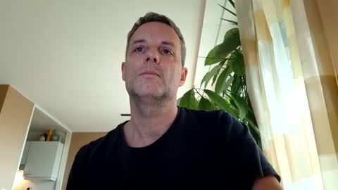 bananasplit1900 online show from December 3, 2025, 9:40 am