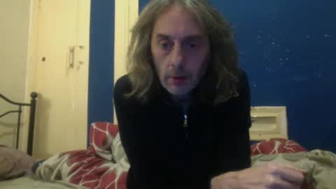 bangintoleather online show from January 3, 2025, 2:10 am