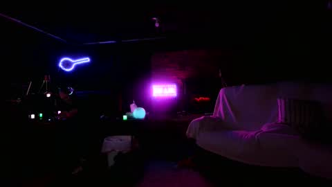 BANJOEY online show from January 13, 2026, 3:12 am