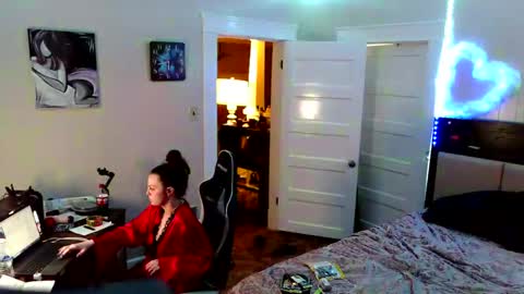 bankrollbarbies444 online show from April 7, 2026, 2:45 am