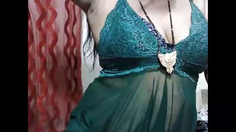 Snapshot of bannynew chatting on November 30, 2025, 11:03 am Bannynew online show from November 30, 2025, 11:03 am