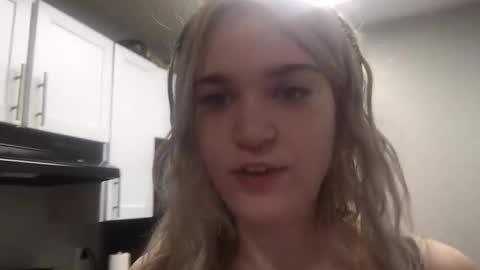 bansam1738 online show from February 18, 2026, 12:17 am