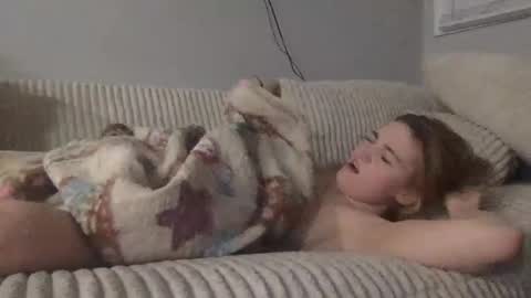 bansam1738 online show from March 3, 2026, 8:42 am