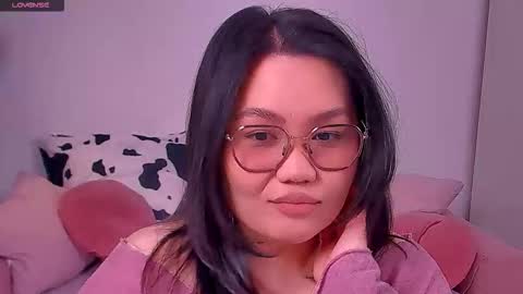 Snapshot of barbara_bb chatting on December 21, 2025, 9:27 am Barbie Kim online show from December 21, 2025, 9:27 am