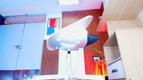 Barbara online show from April 6, 2026, 12:06 pm