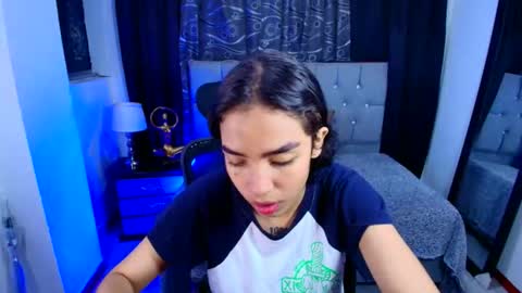 Snapshot of barbie_angels chatting on October 21, 2025, 9:59 pm valentina online show from October 21, 2025, 9:59 pm