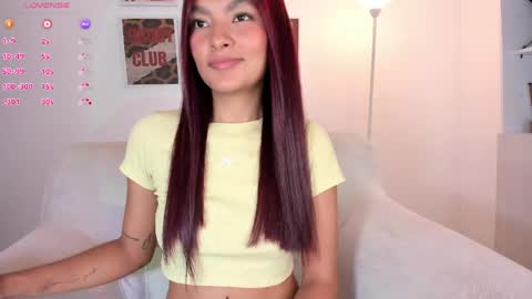  independet model online show from April 16, 2026, 3:18 am