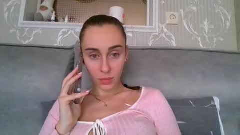 Snapshot of barbie_giirls_ chatting on March 8, 2025, 10:22 am Kate online show from March 8, 2025, 10:22 am