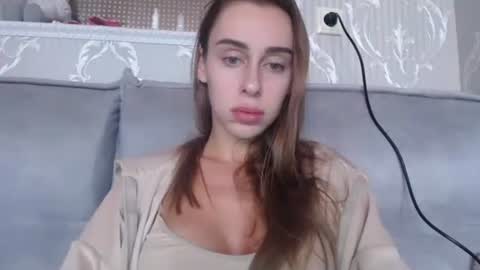 Snapshot of barbie_giirls_ chatting on October 16, 2025, 8:26 am Kate online show from October 16, 2025, 8:26 am