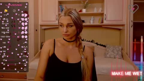 Snapshot of barbie_kiss1 chatting on December 2, 2024, 1:03 am barbie online show from December 2, 2024, 1:03 am