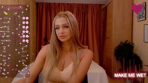 Snapshot of barbie_kiss1 chatting on December 14, 2024, 1:06 am barbie online show from December 14, 2024, 1:06 am