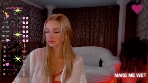 Snapshot of barbie_kiss1 chatting on March 10, 2025, 11:42 am barbie online show from March 10, 2025, 11:42 am