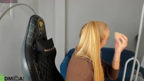 LisGTM2 Mon-Thu Sat 0100am-0700am online show from November 12, 2025, 12:44 am