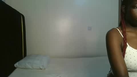 queen online show from October 3, 2025, 1:13 am