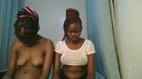 queen online show from November 23, 2025, 6:52 pm