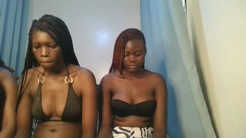 queen online show from December 3, 2025, 12:03 pm