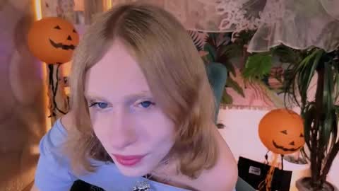 barbie_richy online show from October 31, 2025, 7:20 am