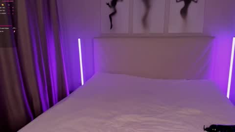  Emma online show from September 14, 2025, 8:52 pm