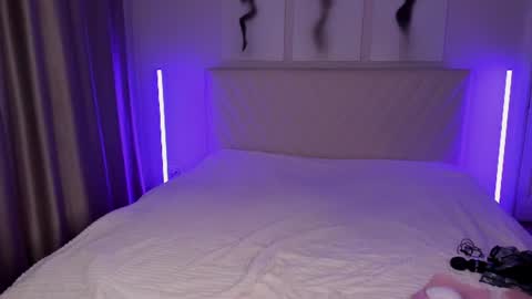 Snapshot of barbielina_ chatting on June 15, 2026, 8:44 pm Emma online show from June 15, 2026, 8:44 pm