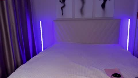 Snapshot of barbielina_ chatting on June 28, 2026, 8:37 pm Emma online show from June 28, 2026, 8:37 pm