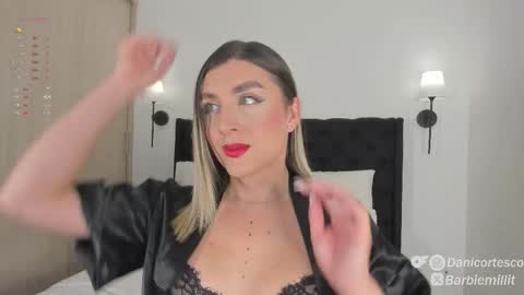 barbiemillit online show from November 23, 2025, 11:15 pm