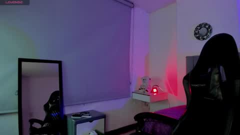 Snapshot of barbieteeen chatting on October 26, 2025, 4:29 am Barbie... online show from October 26, 2025, 4:29 am