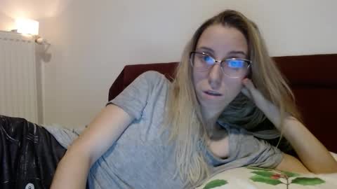 Lena online show from February 15, 2026, 5:20 pm