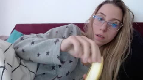 Lena online show from March 6, 2026, 8:22 am