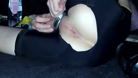 Sjjsjaj online show from April 25, 2026, 9:23 am