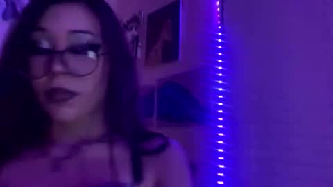 Honey online show from February 9, 2026, 4:49 am