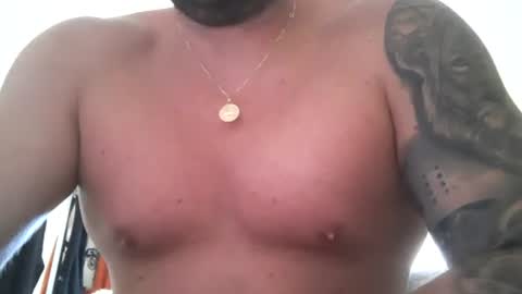 Snapshot of barrias23 chatting on July 9, 2026, 6:23 pm barrias23 online show from July 9, 2026, 6:23 pm