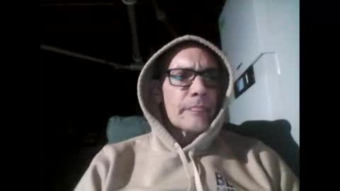 barry8051 online show from December 3, 2025, 2:19 am