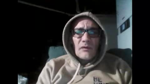 barry8051 online show from December 4, 2025, 2:54 am