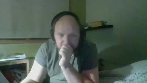 bart_poland online show from November 8, 2025, 11:58 pm