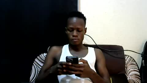 bashlouis1 online show from July 12, 2026, 8:38 am