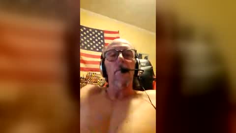 Snapshot of bassman966 chatting on June 25, 2026, 4:34 am bassman966 online show from June 25, 2026, 4:34 am