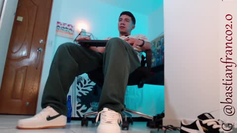 Snapshot of bastian_franco01 chatting on December 3, 2024, 4:47 am Bastian Independent Model online show from December 3, 2024, 4:47 am