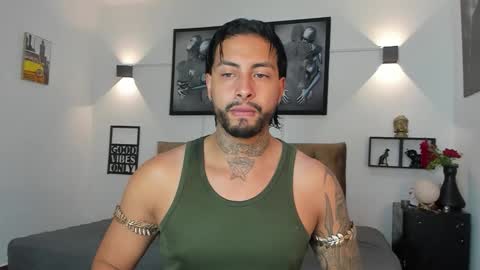 bastian_jones1 online show from September 14, 2025, 8:13 am