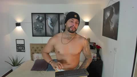 bastian_jones1 online show from October 19, 2025, 9:04 pm